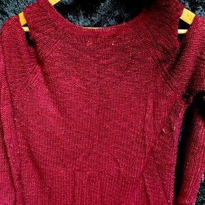Pink Republic Maroon sweater, Lg.